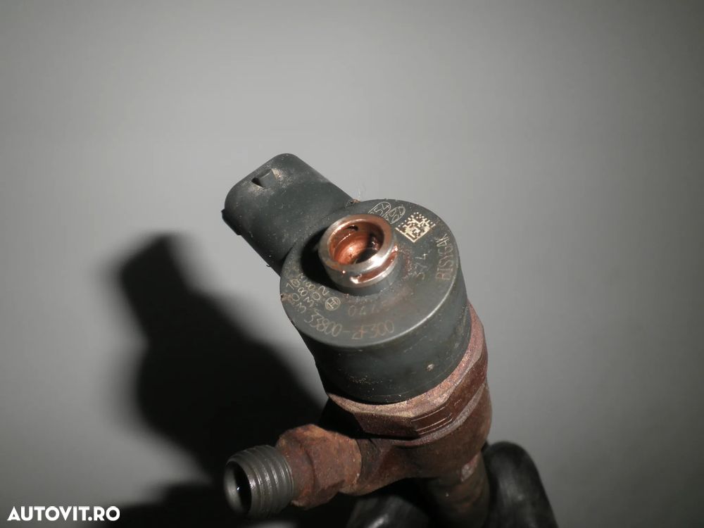 Injectoare Kia Sportage 3, Hyundai ix35, 2.0 CRDI 33800-2F300 338002F300 - 3