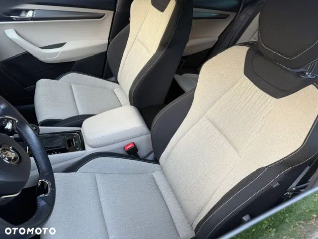 Skoda Karoq 1.5 TSI ACT 4x2 Style DSG - 16