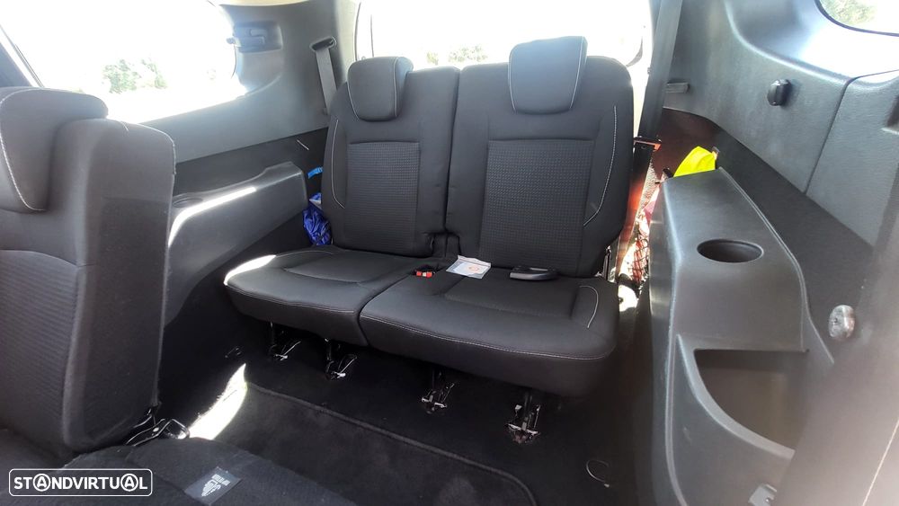 Dacia Lodgy Blue dCi 95 Essential - 10