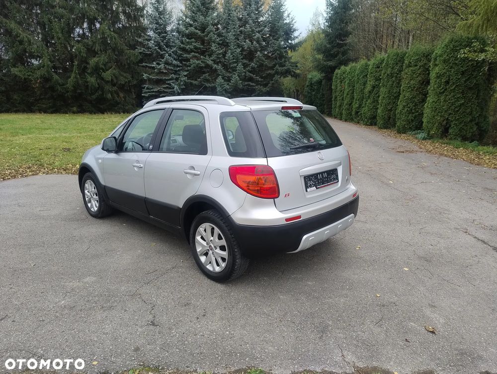 Fiat Sedici 1.6 16V 4x4 Emotion - 16