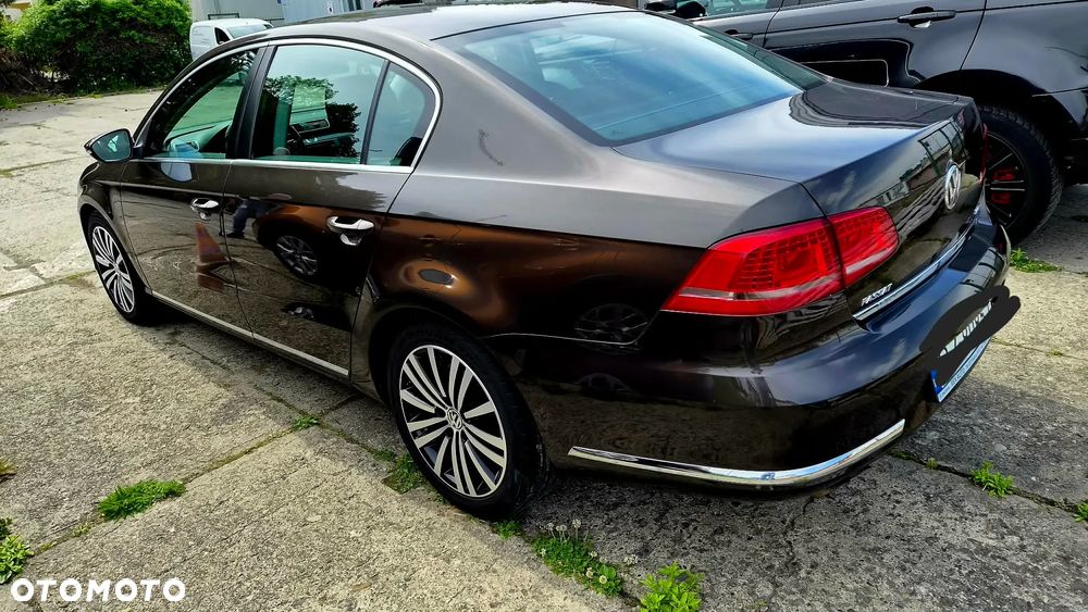 Volkswagen Passat 2.0 TDI Comfortline DSG - 3
