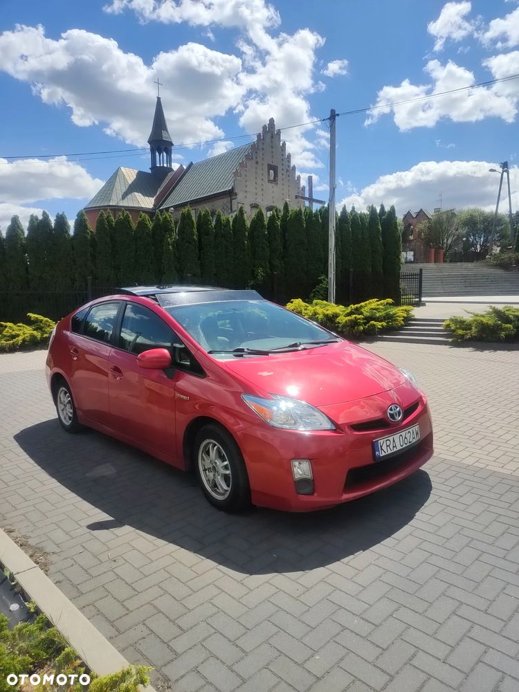 Toyota Prius 1.8 HSD Premium - 1