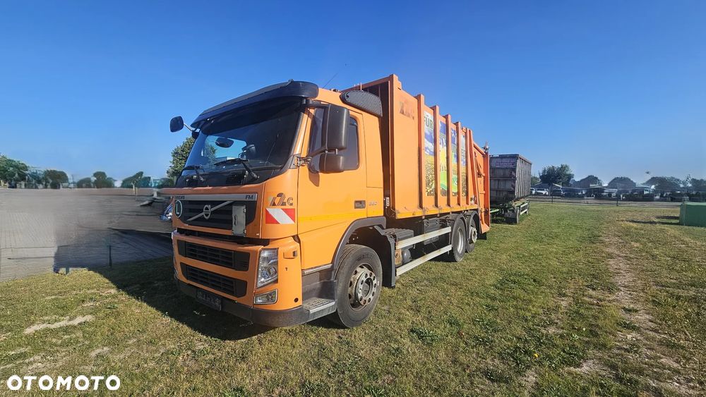 Volvo FM 330 - ŚMIERCIARKA - 1