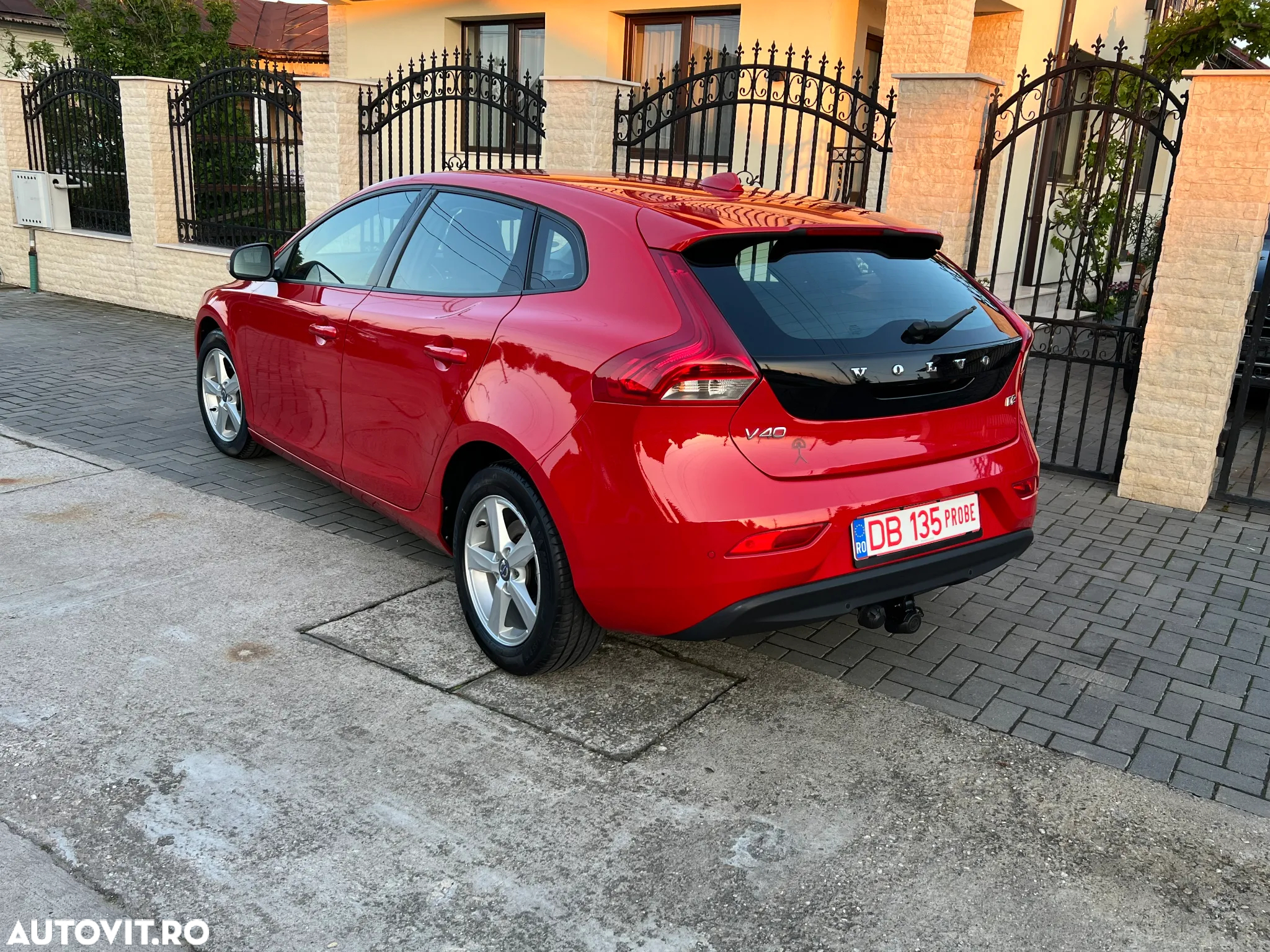Volvo V40 D2 94g Kinetic - 3