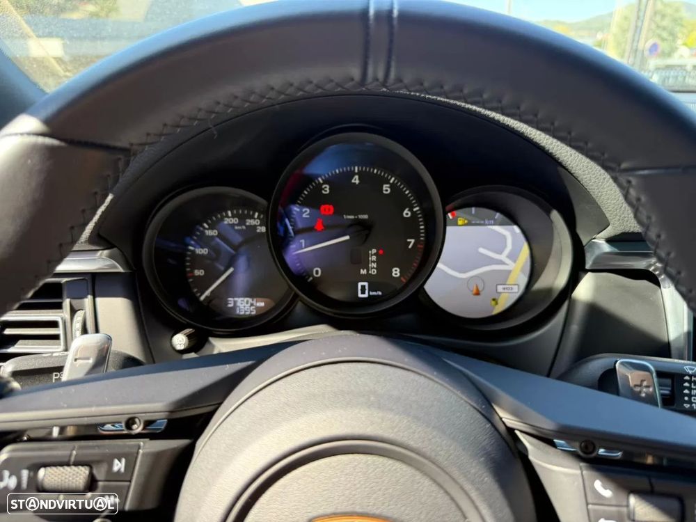 Porsche Macan Standard - 10