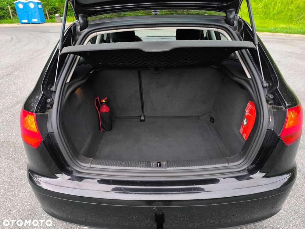 Audi A3 Sportback 1.9 TDIe DPF - 9