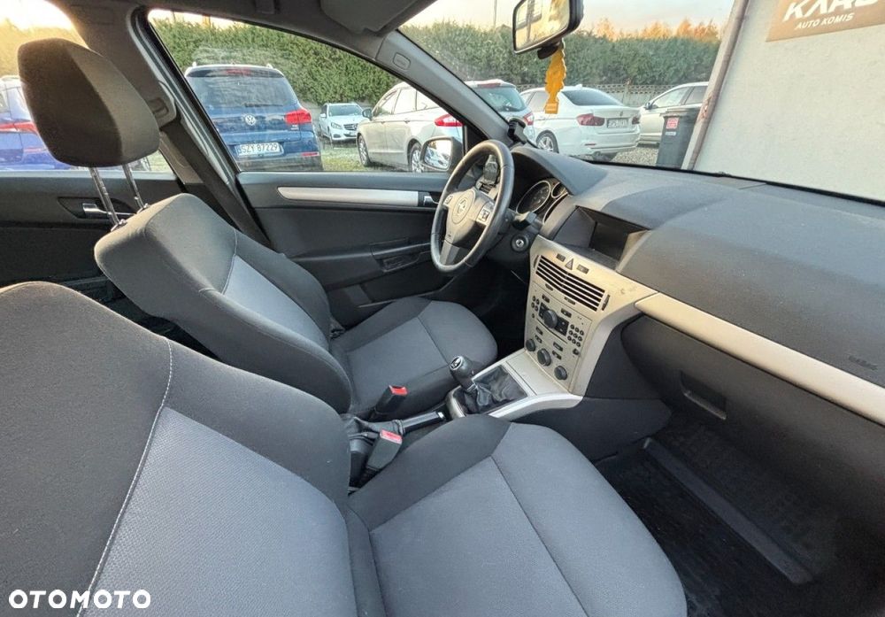 Opel Astra - 14