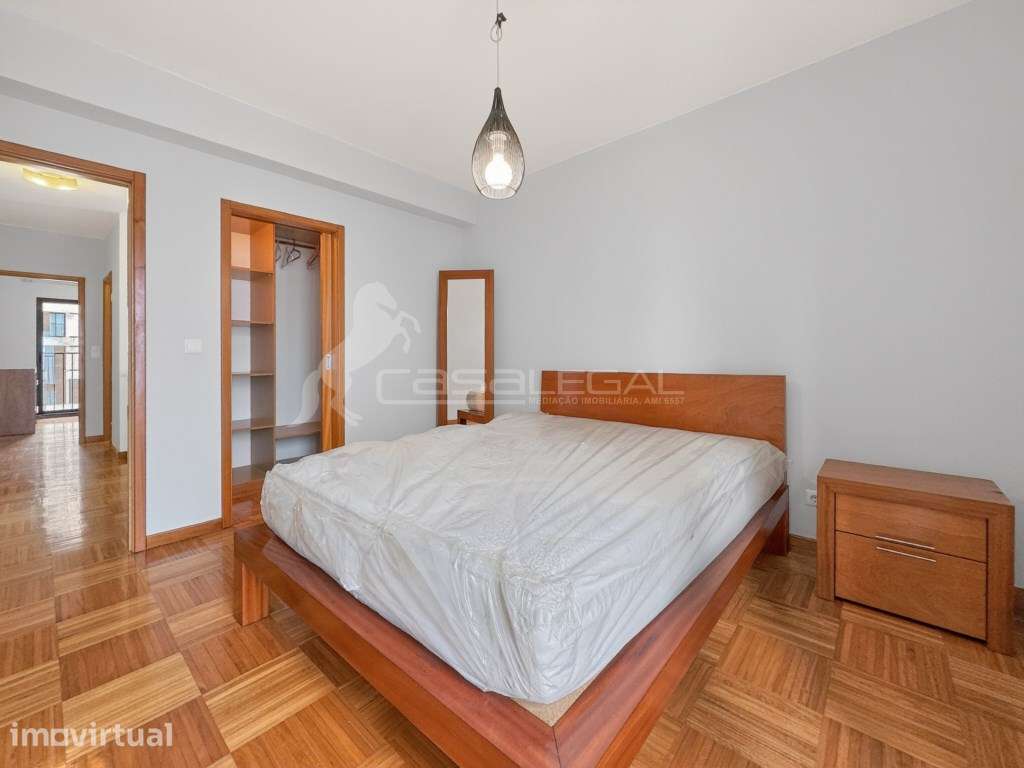 Apartamento T2, último andar, mobilado, varanda, vista mar - Grande imagem: 2/16