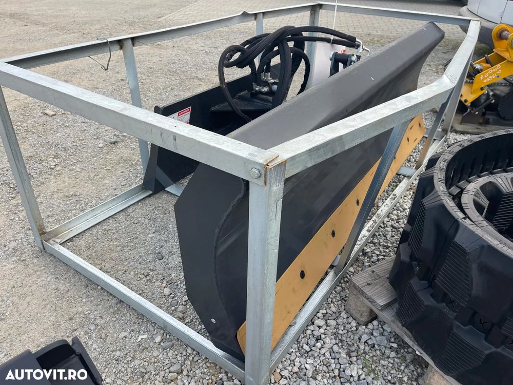 Lama Buldozer pentru mini incarcatoare Bobcat, Caterpillar, latime de 2130 mm - 3