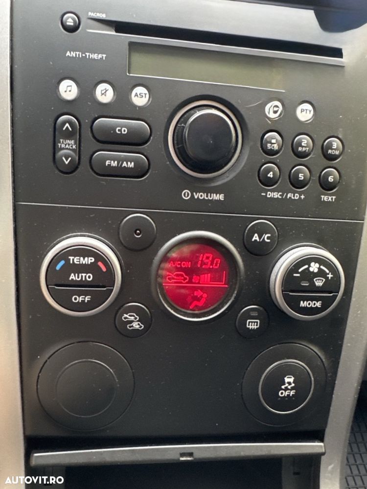 Suzuki Grand Vitara 1.6 JX-E - 4