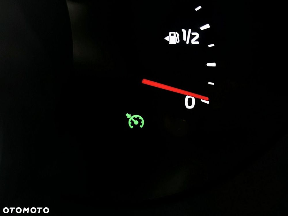 Kia Ceed - 31