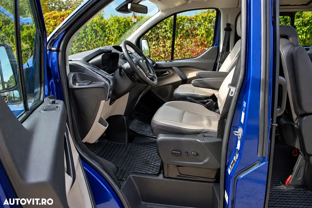 Ford Tourneo Custom - 6