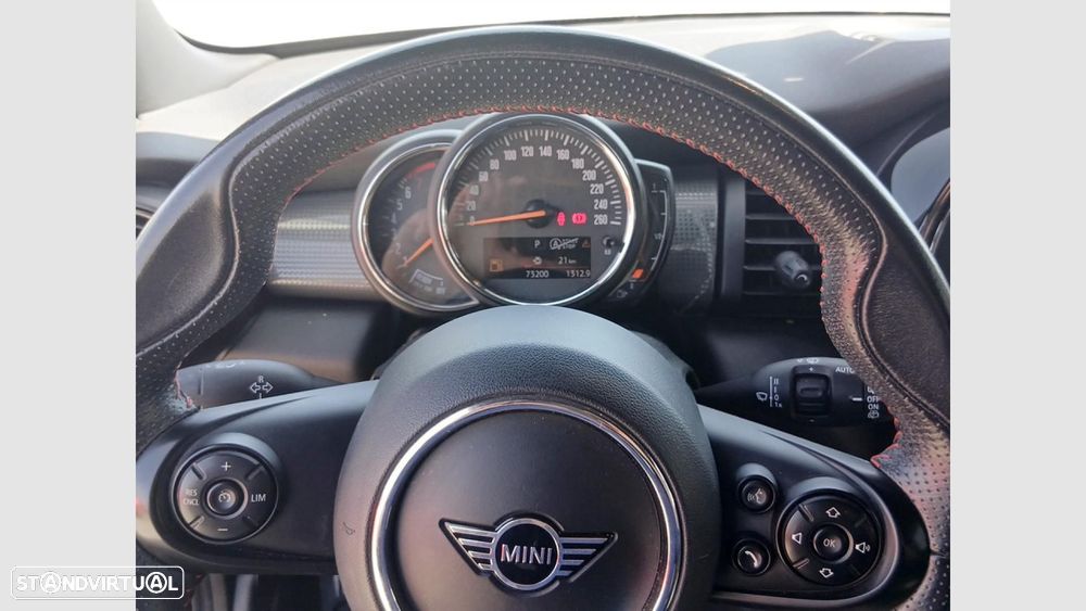 MINI 3 Portas Cooper Premium First JCW Auto - 16