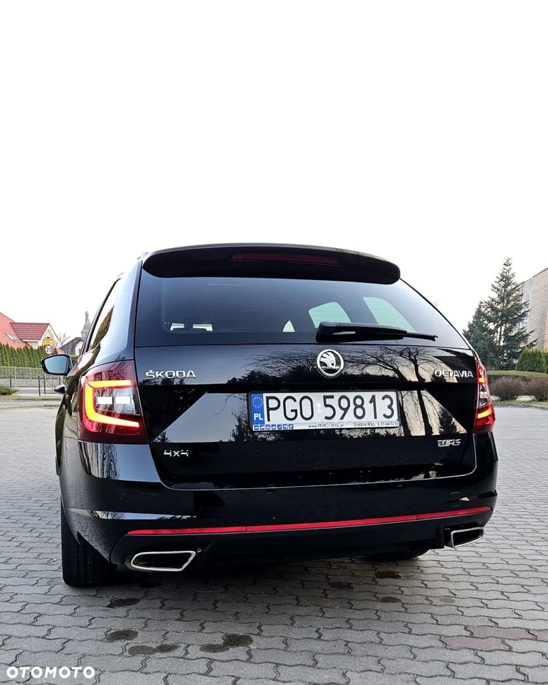 Skoda Octavia 2.0 TDI 4x4 DSG RS - 11