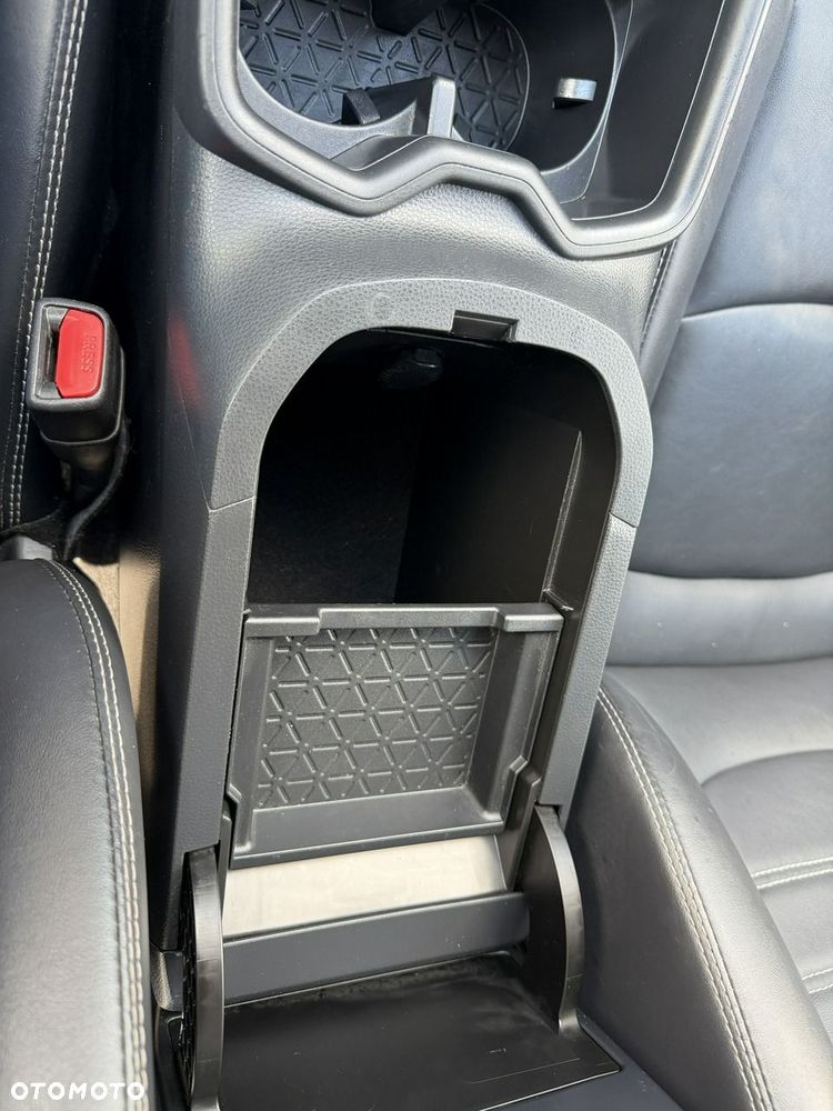 Toyota RAV4 - 37