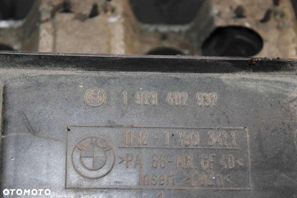 Pokrywa zaworów BMW e39 1928402937 - 2