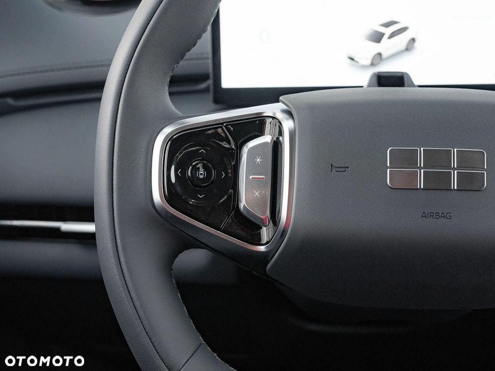 Geely Starray EM-i 1.5 PHEV Pro - 33