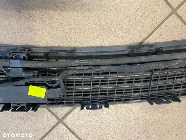 KRATKA MASKI MERCEDES W220 2208300272 - 8