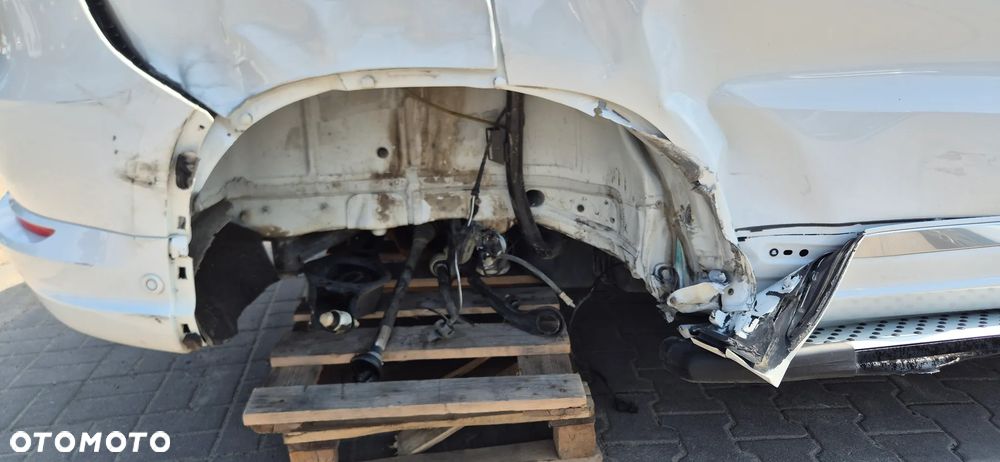 Volkswagen Tiguan 2.0 TDI 4Mot R-Style DSG - 8