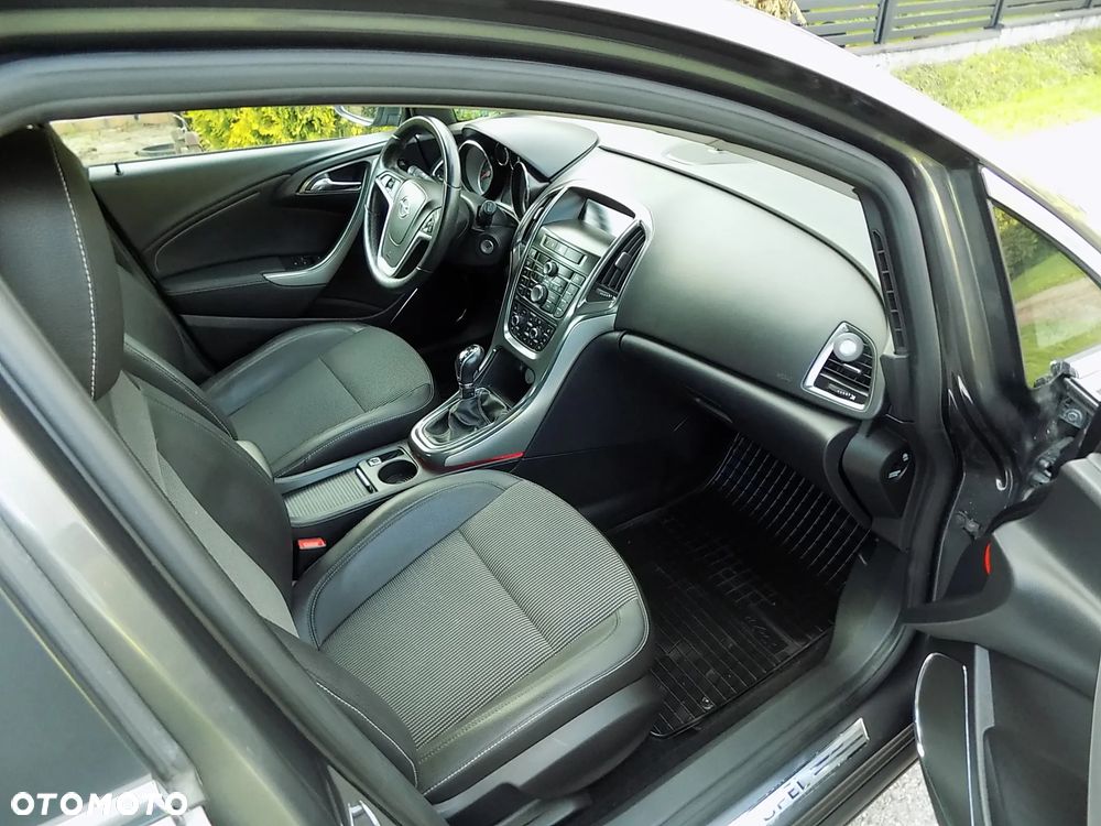 Opel Astra 1.4 Turbo Innovation - 10