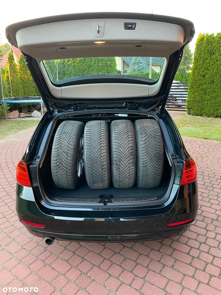 BMW Seria 3 320d - 15