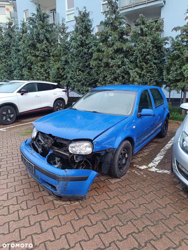 Volkswagen Golf IV 1.6 Comfortline - 1