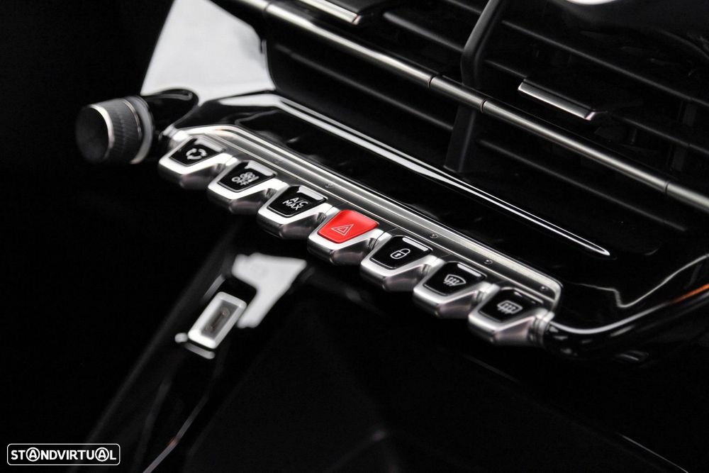 Peugeot e-2008 50 kWh Active Pack - 20