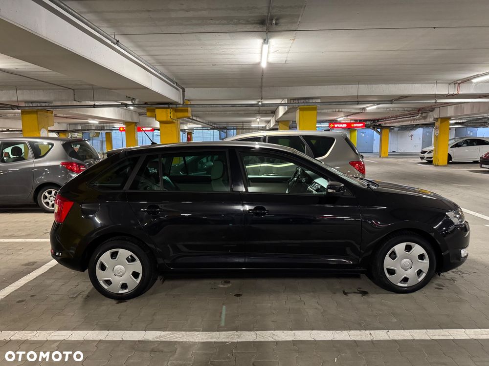 Skoda RAPID Spb 1.2 TSI Style - 4