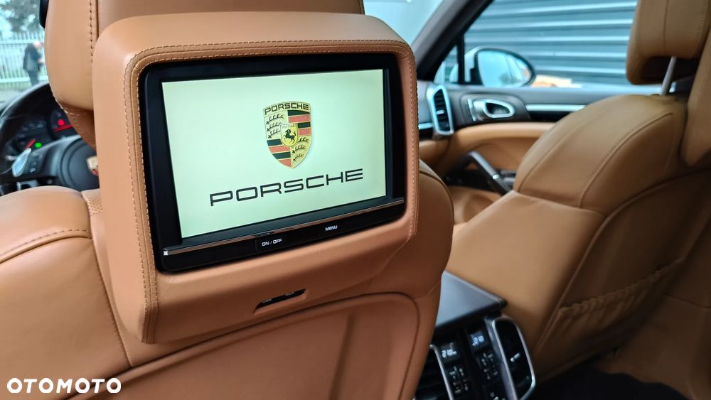 Porsche Cayenne Diesel Platinum Edition - 21