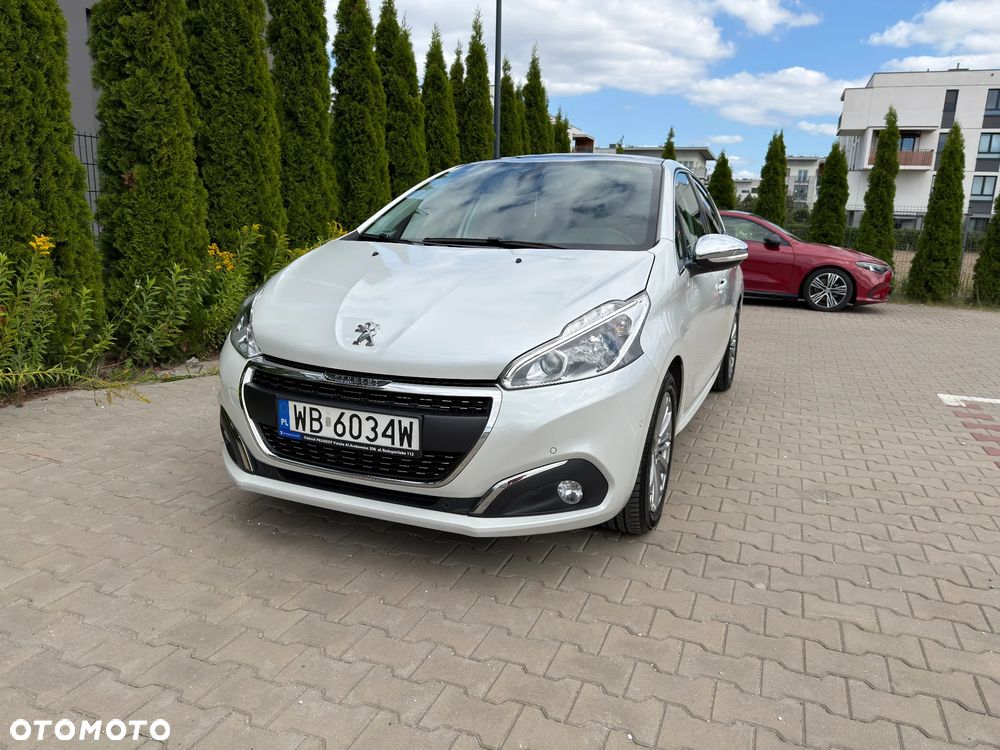 Peugeot 208 1.2 PureTech Allure S&S EAT6 - 2