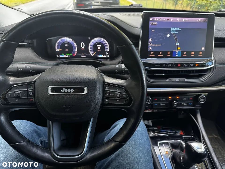 Jeep Compass - 26
