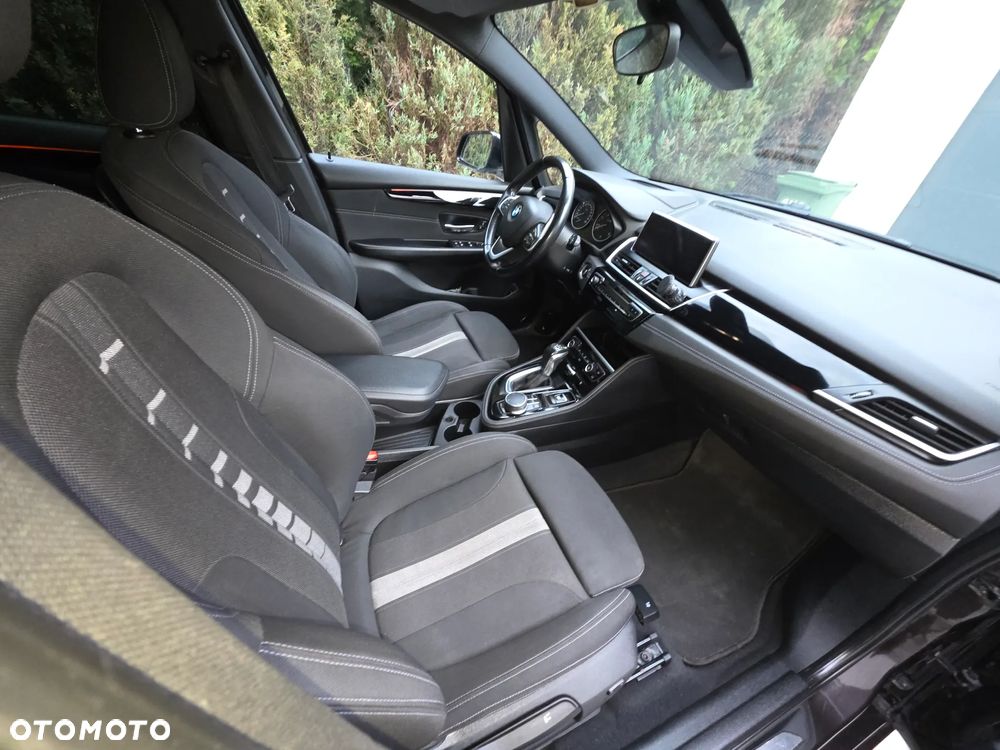 BMW Seria 2 218d GT Sport - 9