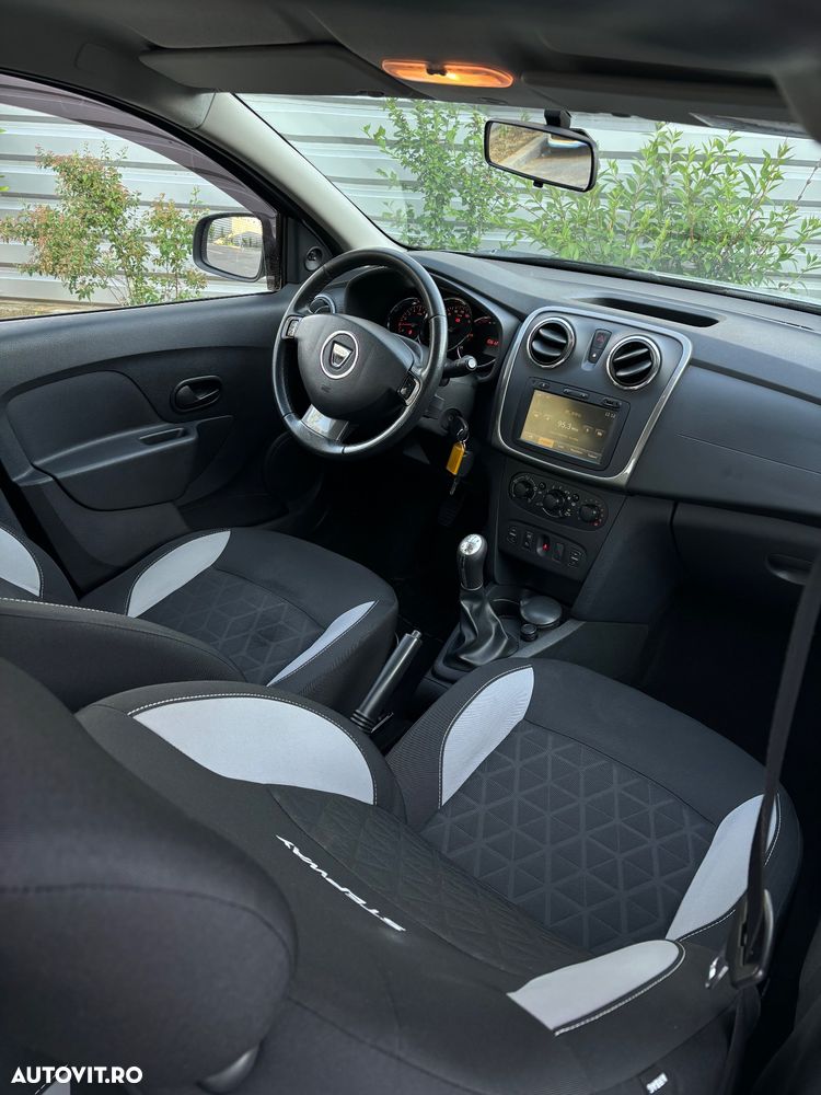 Dacia Sandero 1.5 DCI Stepway2 - 11