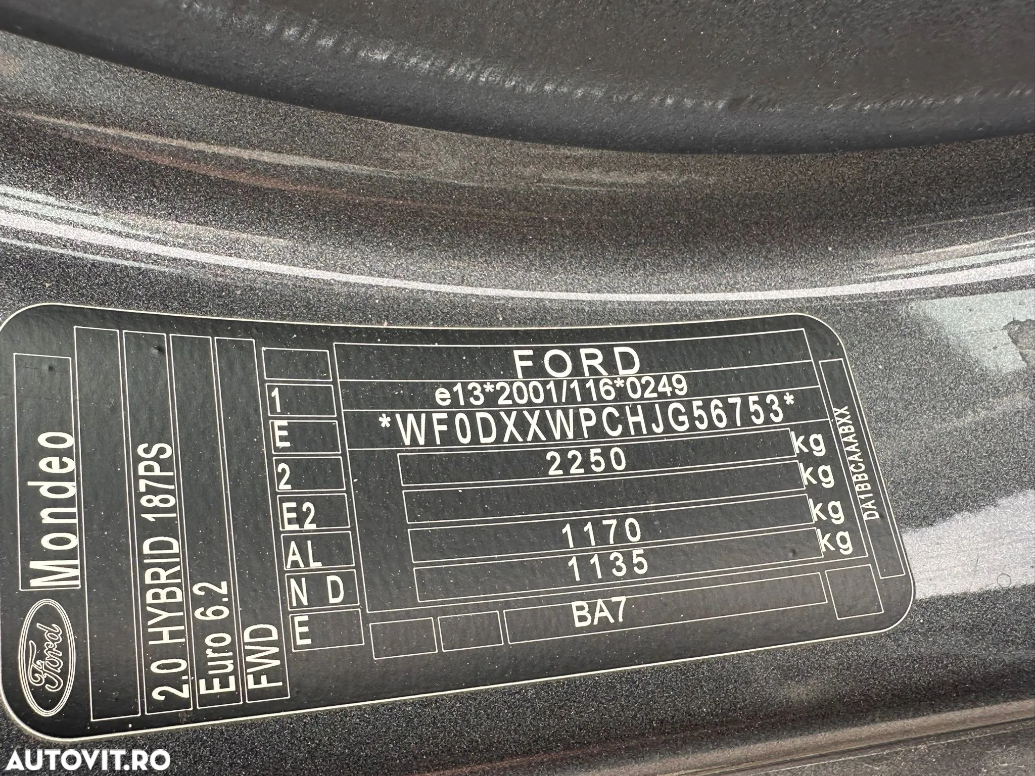 Ford Mondeo 2.0 HEV Vignale - 22