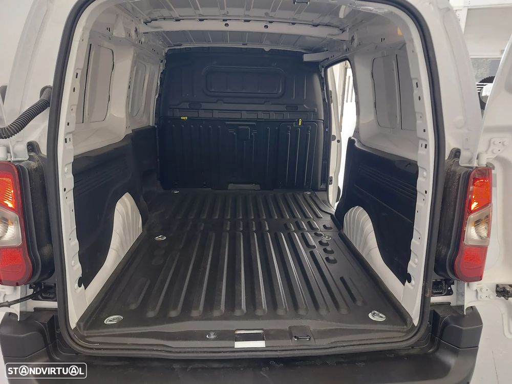 Opel COMBO XL - 16