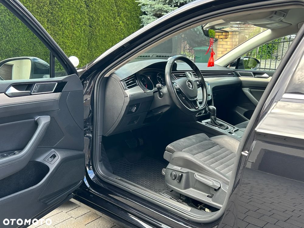 Volkswagen Passat 2.0 TDI BMT Highline DSG - 23