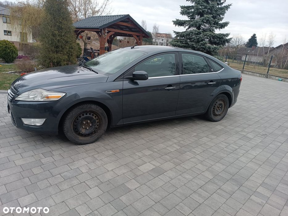 Ford Mondeo 2.0 TDCi Ghia - 2
