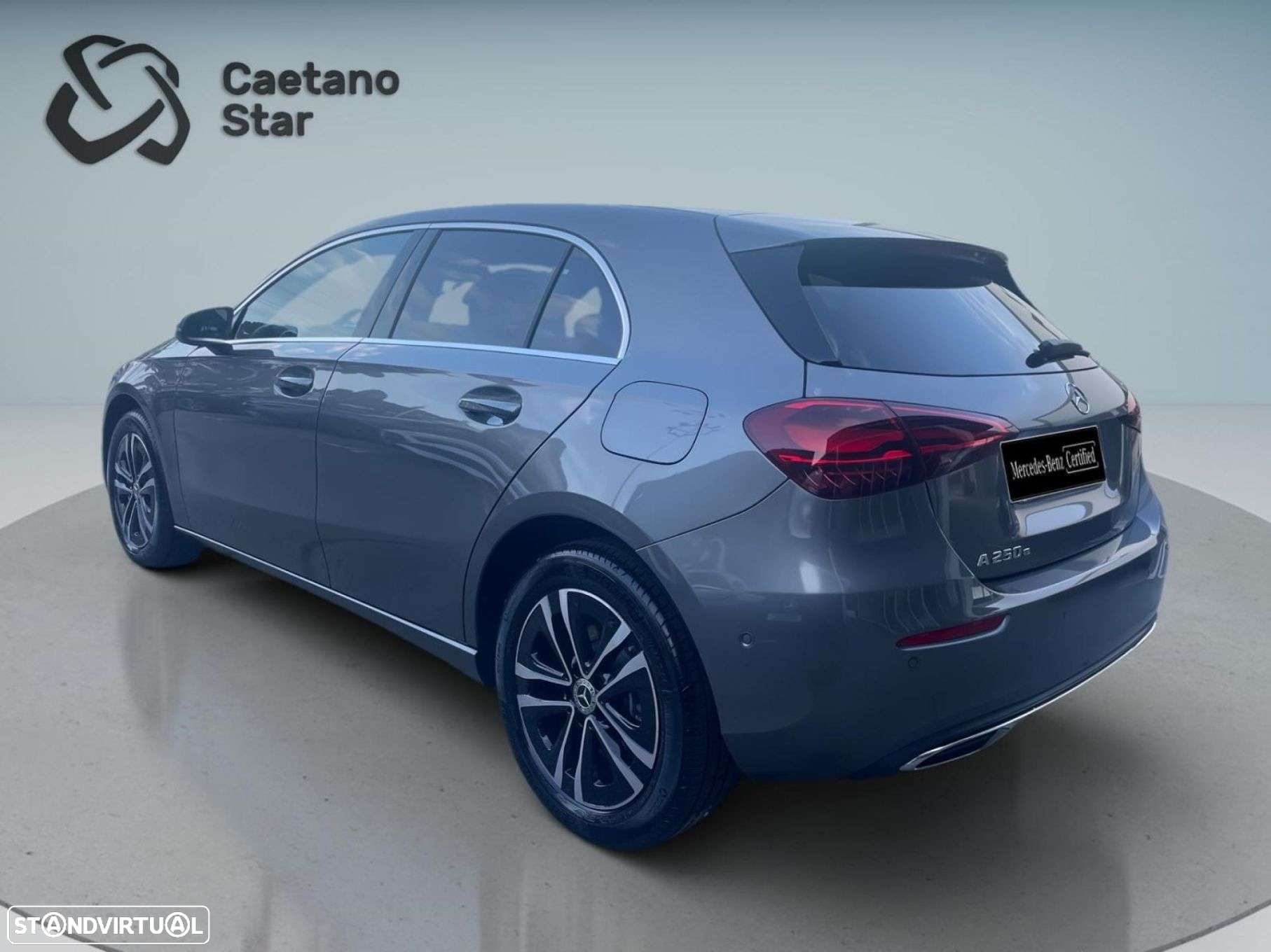 Mercedes-Benz A 250 e - 6