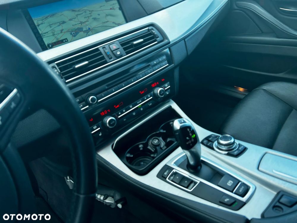 BMW Seria 5 520d - 10