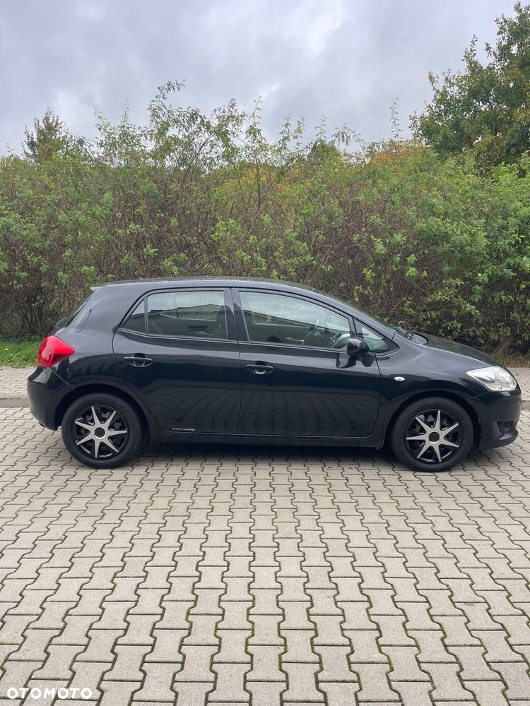 Toyota Auris 2.0 D-4D - 3