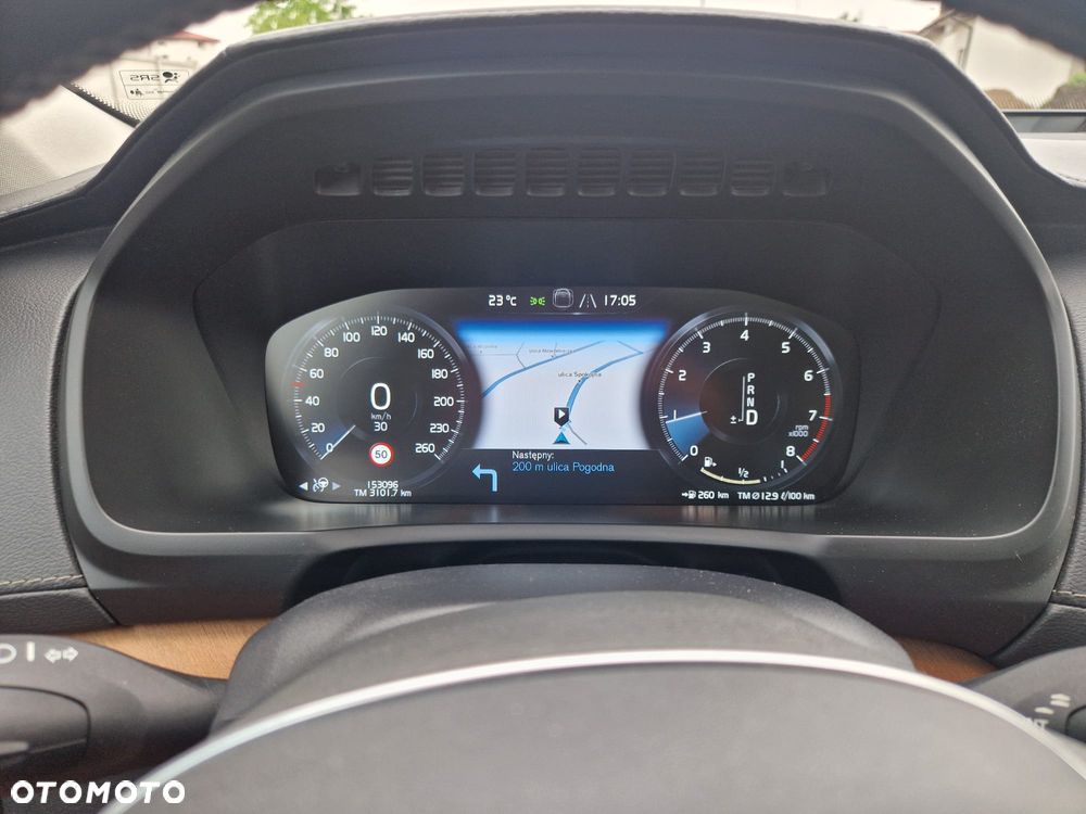 Volvo XC 90 - 26