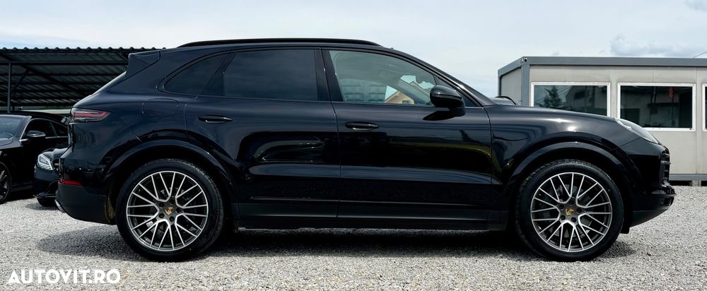 Porsche Cayenne S - 6