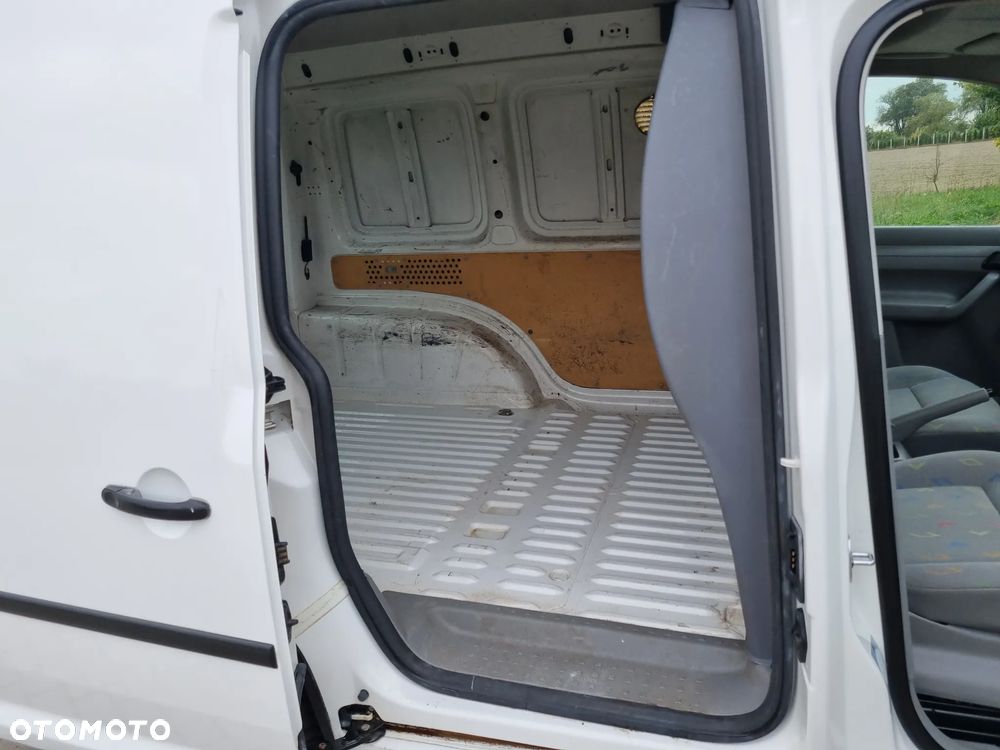 Volkswagen Caddy - 14
