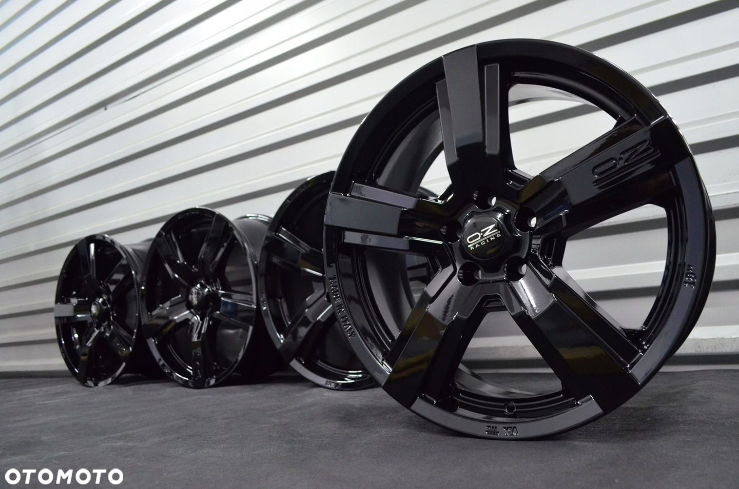 Felgi 5x112 R19 Audi A4 A5 A6 a8 TT Q5 Q3 MERCEDES Skoda BMW Seat VW OZ - 1