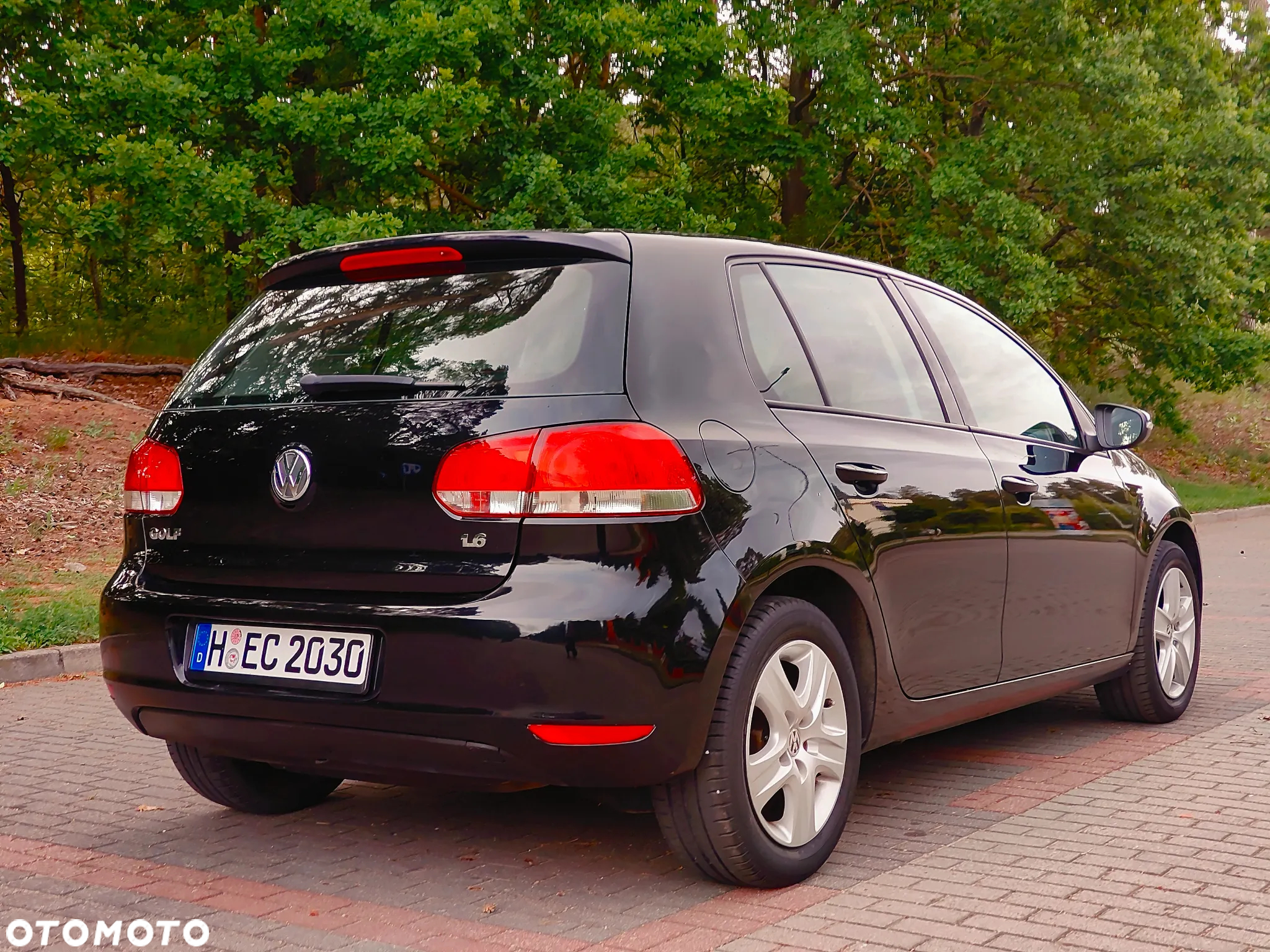 Volkswagen Golf 1.6 Comfortline - 4