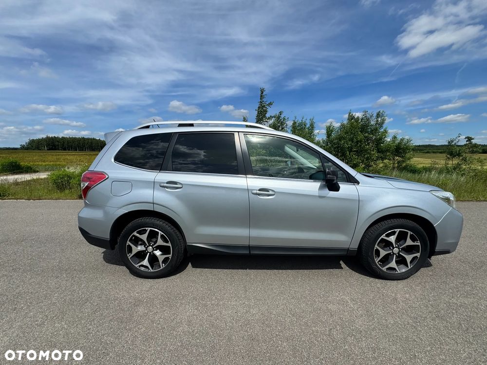 Subaru Forester 2.0XT Platinum Lineartronic - 7