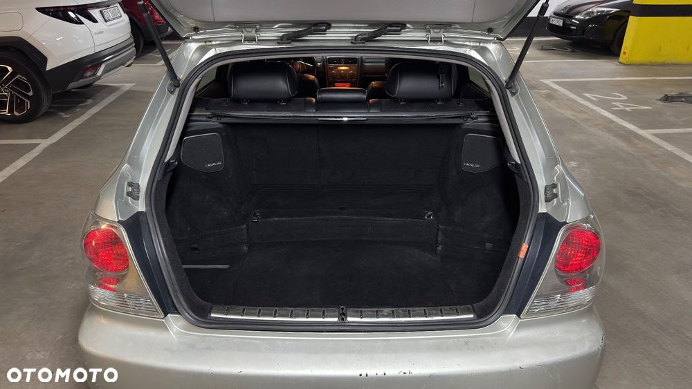 Lexus IS 200 SC Elegance - 7