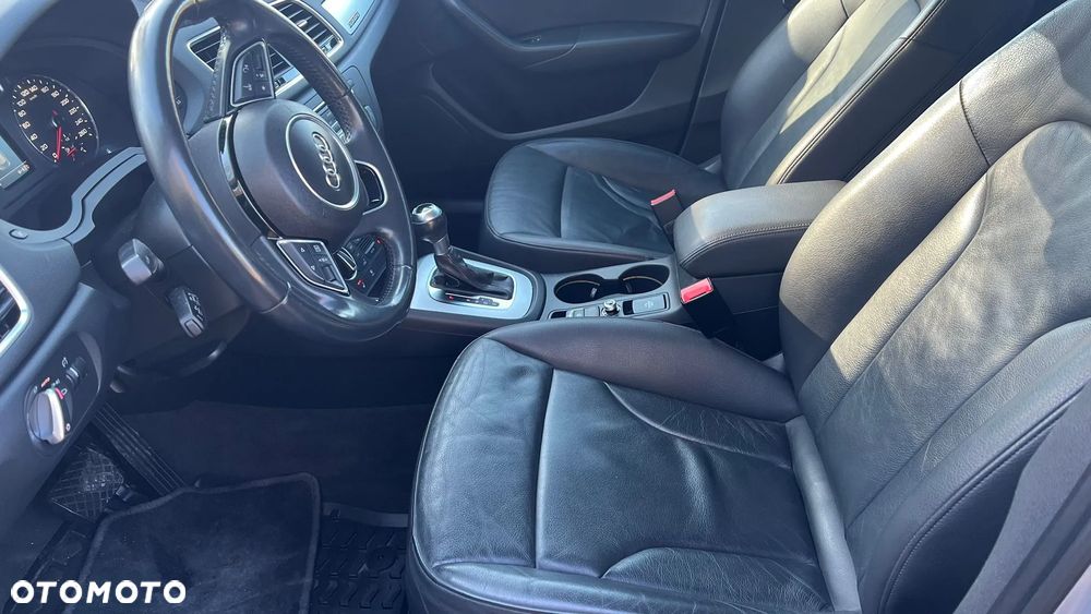 Audi Q3 2.0 TFSI Quattro S tronic design - 5