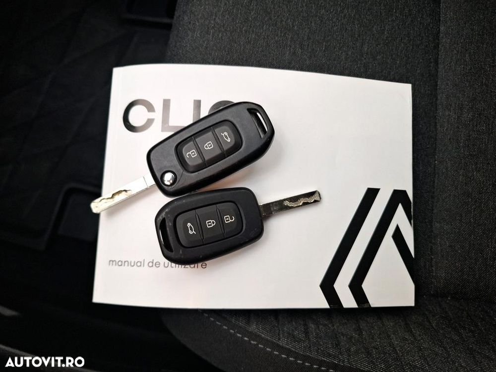 Renault Clio V Blue dCi 100 Equilibre - 33