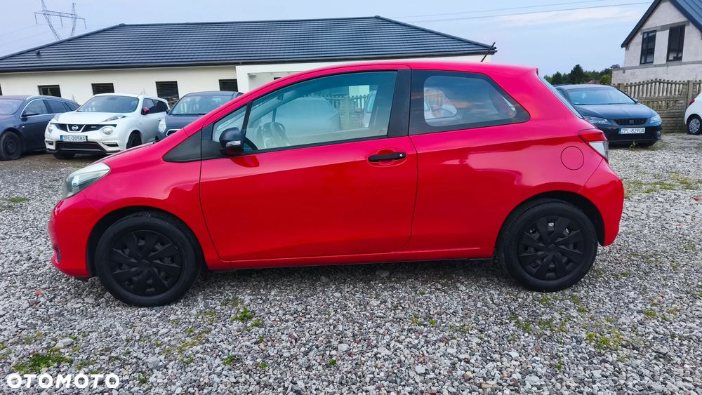 Toyota Yaris - 12
